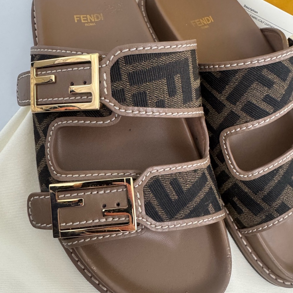 Authentic Fendi Tan and Black Logo Slide Sandals in excellent conditions. - Picture 2 of 7